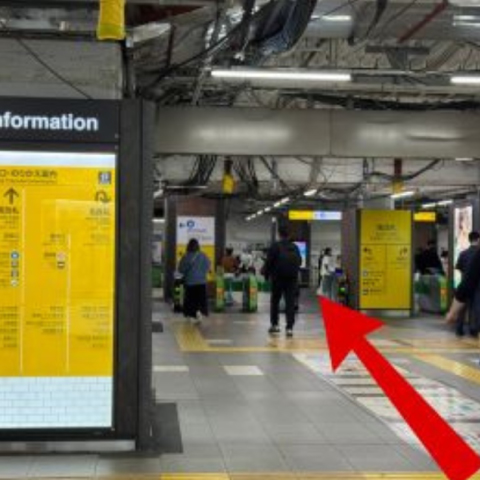 JR「新橋駅」写真1